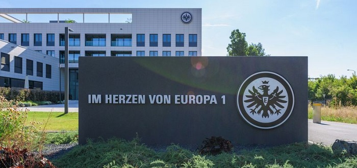 Sky begleitet Eintracht Frankfurt auf dem Weg zu mehr Nachhaltigkeit