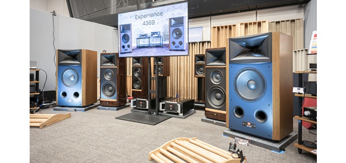 HARMAN Luxury Audio präsentiert JBL 4369 Studio Monitor